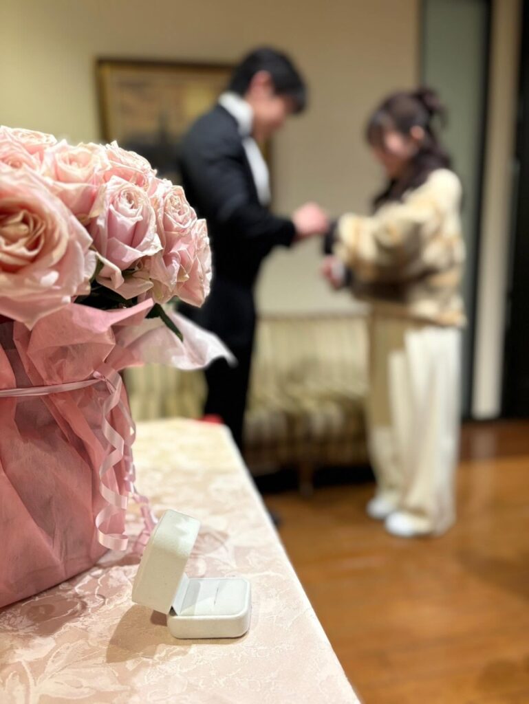 1355組目のプロポーズがパラディ北野にて成功しました。