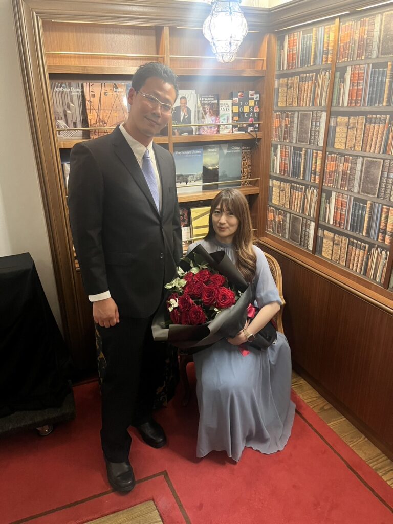 1438組目のプロポーズが神戸北野ホテルで成功されました。