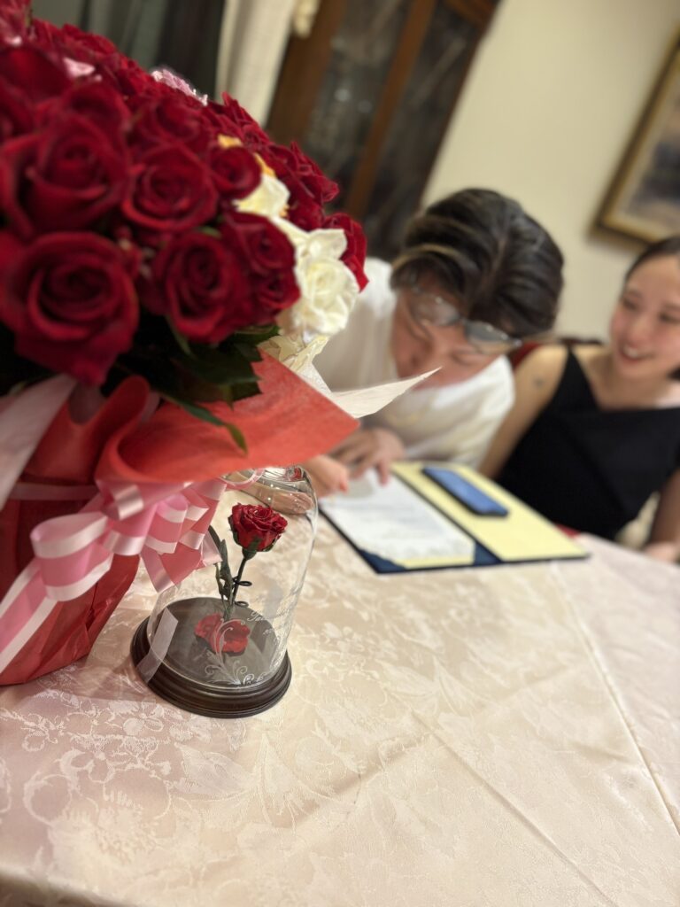 1451組目のプロポーズが花の館 パラディ北野で成功されました。